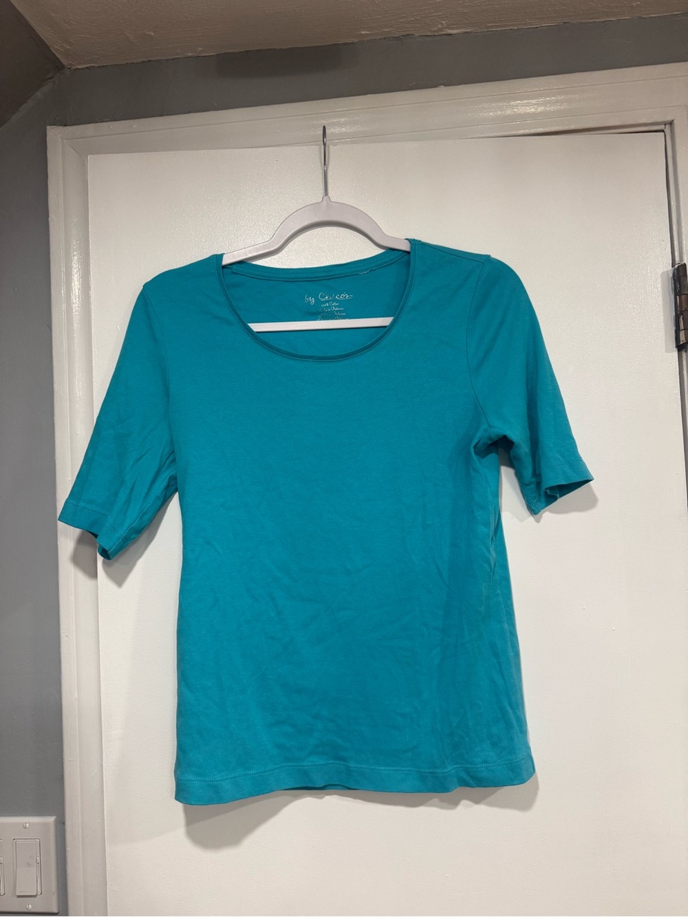 Chico's Short Sleeve Scoop Neck Top in Teal Blue